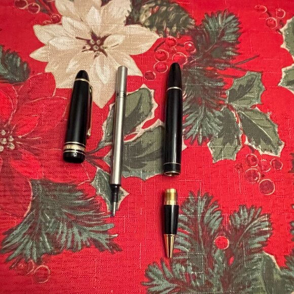 Montblanc Pen - Picture 3 of 7